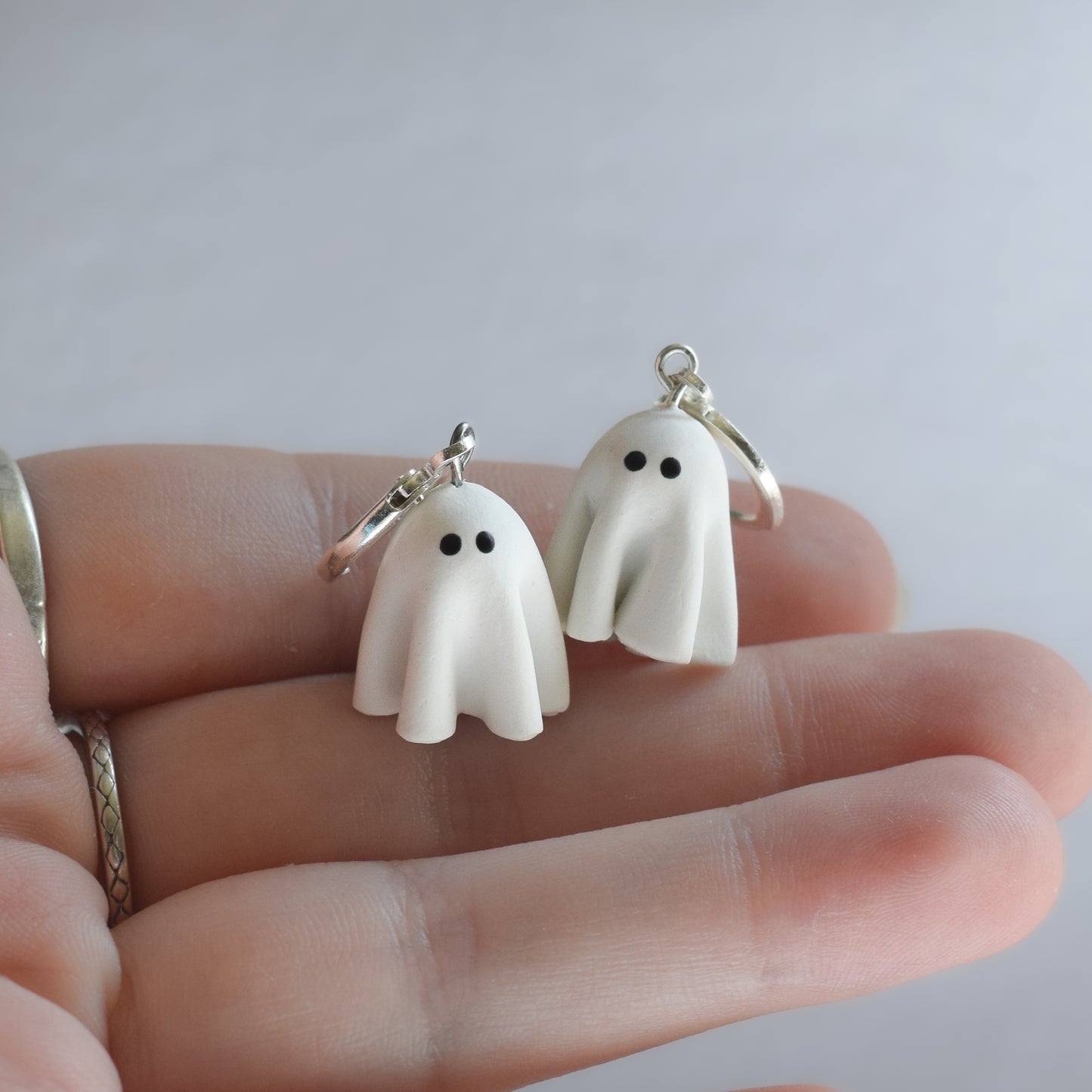 Ghost Huggies